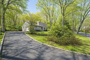 107 Red Oak Ct, Port Jefferson, NY 11777 - Photo 1