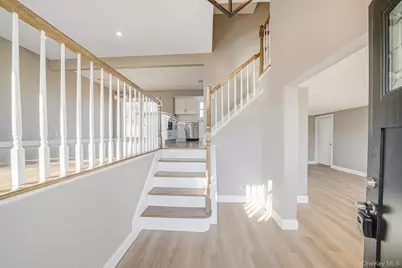 20 Marilynn Street, East Islip, NY 11730 - Photo 13