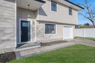 20 Marilynn St, East Islip, NY 11730 - Photo 5