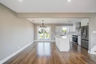 20 Marilynn St, East Islip, NY 11730 - Photo 15