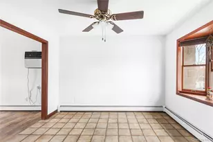 18 Brandywine Dr, Mastic, NY 11950 - Photo 5