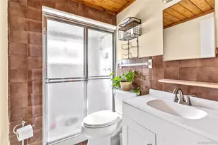 18 Brandywine Dr, Mastic, NY 11950 - Photo 17