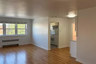 180 Brook St, Scarsdale, NY 10583 - Photo 3