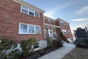 180 Brook St, Scarsdale, NY 10583 - Photo 17