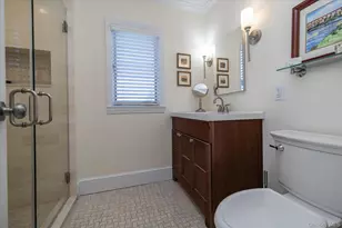 16 Revere Dr E, Floral Park, NY 11001 - Photo 13