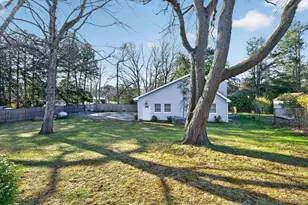 304 Maplewood Rd, Huntington Station, NY 11746 - Photo 29