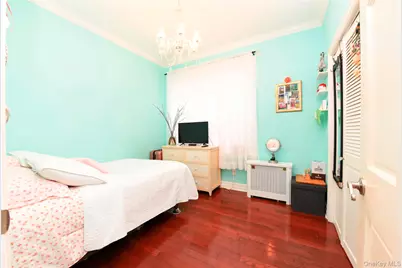 2056 Continental Avenue, Bronx, NY 10461 - Photo 7