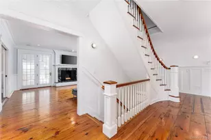 9 Old Field Rd, Setauket, NY 11733 - Photo 43