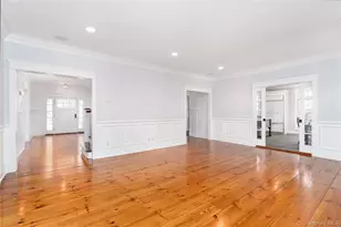 9 Old Field Rd, Setauket, NY 11733 - Photo 19