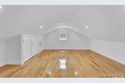 196 Brighton 10th Street, Brooklyn, NY 11235 - Photo 13