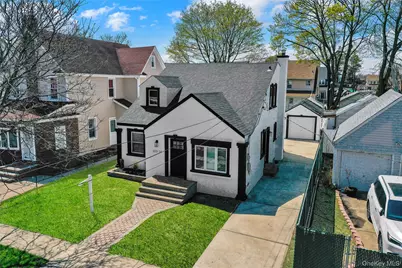 10914 214th Street, Queens Village, NY 11429 - Photo 27