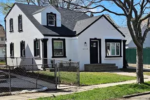 109-14 214th St, Queens Village, NY 11429 - Photo 5