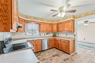 247 Bowne St, Esopus, NY 12429 - Photo 9