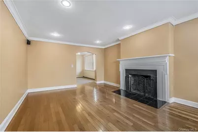 38 Borcher Avenue, Yonkers, NY 10704 - Photo 9