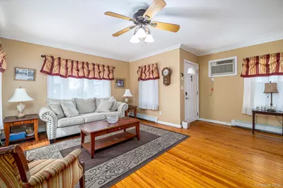 114 Lawson Avenue, East Rockaway, NY 11518 - Photo 3