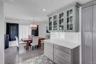 545 Mohawk E, West Hempstead, NY 11552 - Photo 11