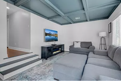 545 Mohawk E, West Hempstead, NY 11552 - Photo 15