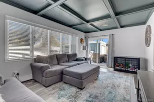 545 Mohawk E, West Hempstead, NY 11552 - Photo 17