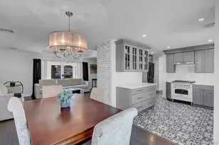 545 Mohawk E, West Hempstead, NY 11552 - Photo 9