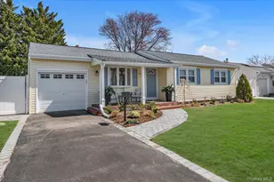 77 Lloyd Ave, North Babylon, NY 11703 - Photo 21