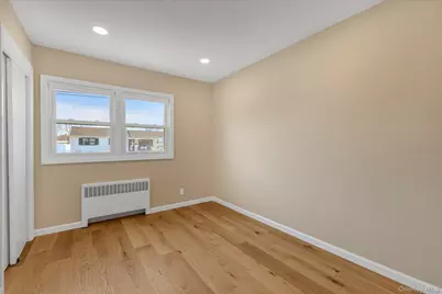 77 Lloyd Avenue, North Babylon, NY 11703 - Photo 11