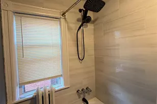 686 E 239th St, Bronx, NY 10470 - Photo 19