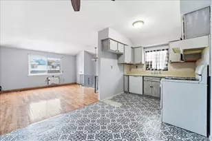 1050 Rensselaer Ave, New York, NY 10309 - Photo 17
