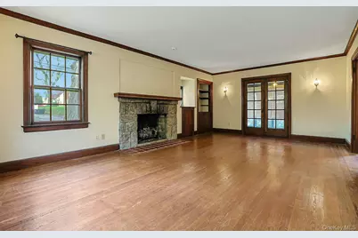 120 Harvard Drive, Hartsdale, NY 10530 - Photo 11