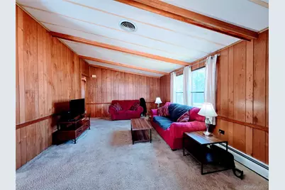 6 Short Lane, Hyde Park, NY 12538 - Photo 5