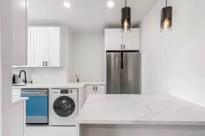 9876 Queens Boulevard #6L, Rego Park, NY 11374 - Photo 9