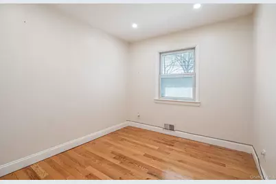 65 39th Street, Islip, NY 11751 - Photo 9