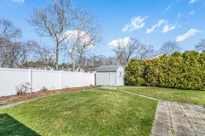 65 39th Street, Islip, NY 11751 - Photo 25