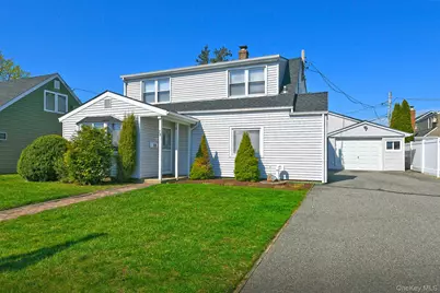 78 Center Lane, Levittown, NY 11756 - Photo 1