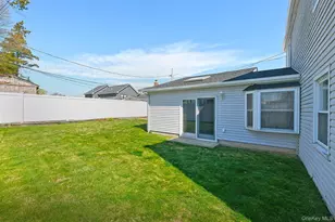 78 Center Ln, Levittown, NY 11756 - Photo 25