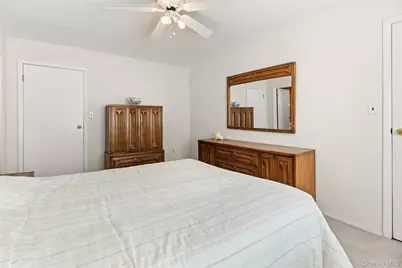 1643 Pine Acres Boulevard, Bay Shore, NY 11706 - Photo 13