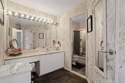 500 High Point Drive #211, Hartsdale, NY 10530 - Photo 15