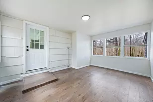 50 Pine Woods Rd, Hyde Park, NY 12538 - Photo 17