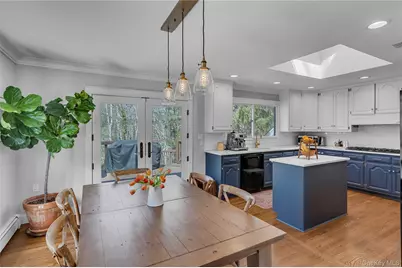 39 Hennessey Drive, Huntington, NY 11743 - Photo 7