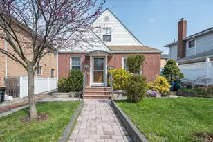 246-11 61st Ave, Little Neck, NY 11362 - Photo 1