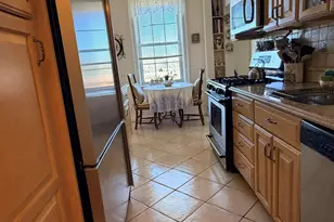 4 Maple Dr, Great Neck, NY 11021 - Photo 7