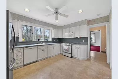 21 Cardinal Court, West Nyack, NY 10994 - Photo 15