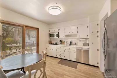 9 Henry Street, Orangeburg, NY 10962 - Photo 5