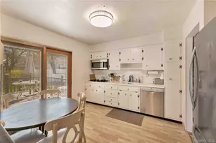 9 Henry St, Orangeburg, NY 10962 - Photo 5