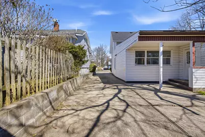 94 E Lakewood Street, Patchogue, NY 11772 - Photo 27