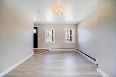 2744 W Main Street, Wappingers Falls, NY 12590 - Photo 7