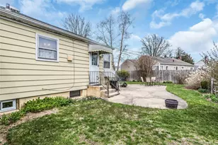 80 Knickerbocker Rd N, Plainview, NY 11803 - Photo 27