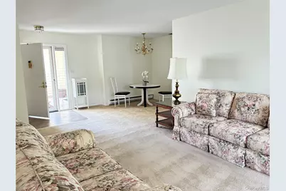 707 Bentley Court, Saint James, NY 11780 - Photo 7