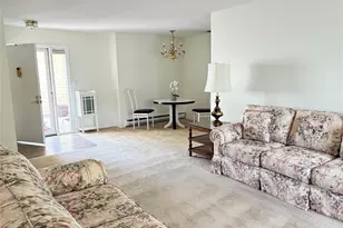707 Bentley Ct, Saint James, NY 11780 - Photo 7