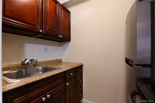 140 E Hartsdale Ave, Hartsdale, NY 10530 - Photo 9