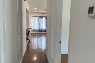 15 Belmont Blvd Blvd, Elmont, NY 11003 - Photo 9